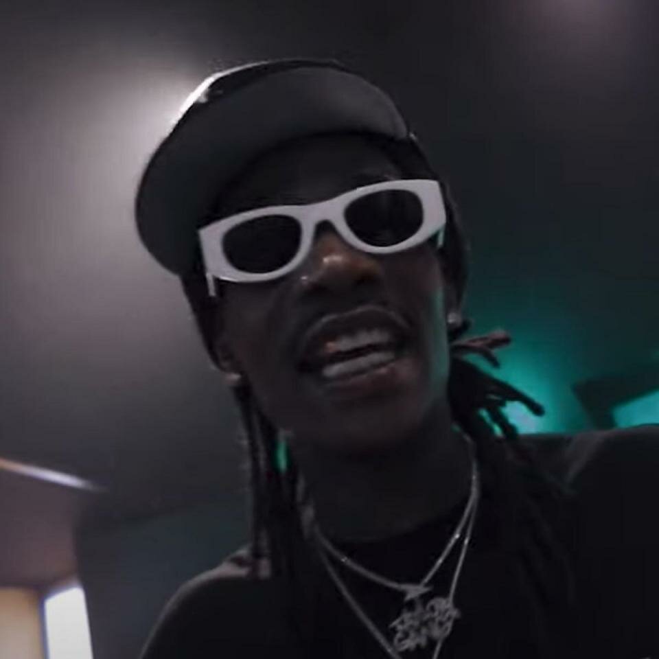 Wiz Khalifa ft. 24hrs, Chevy Woods - Chicken with The Cheese