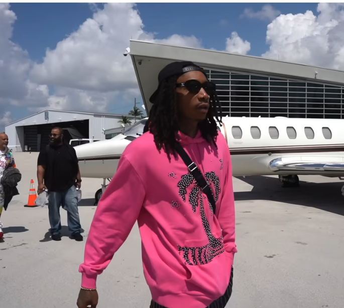 Wiz Khalifa – What Would I Do Talkmusics Beyonce – America Has A Problem (Remix) ft. Kendrick Lamar